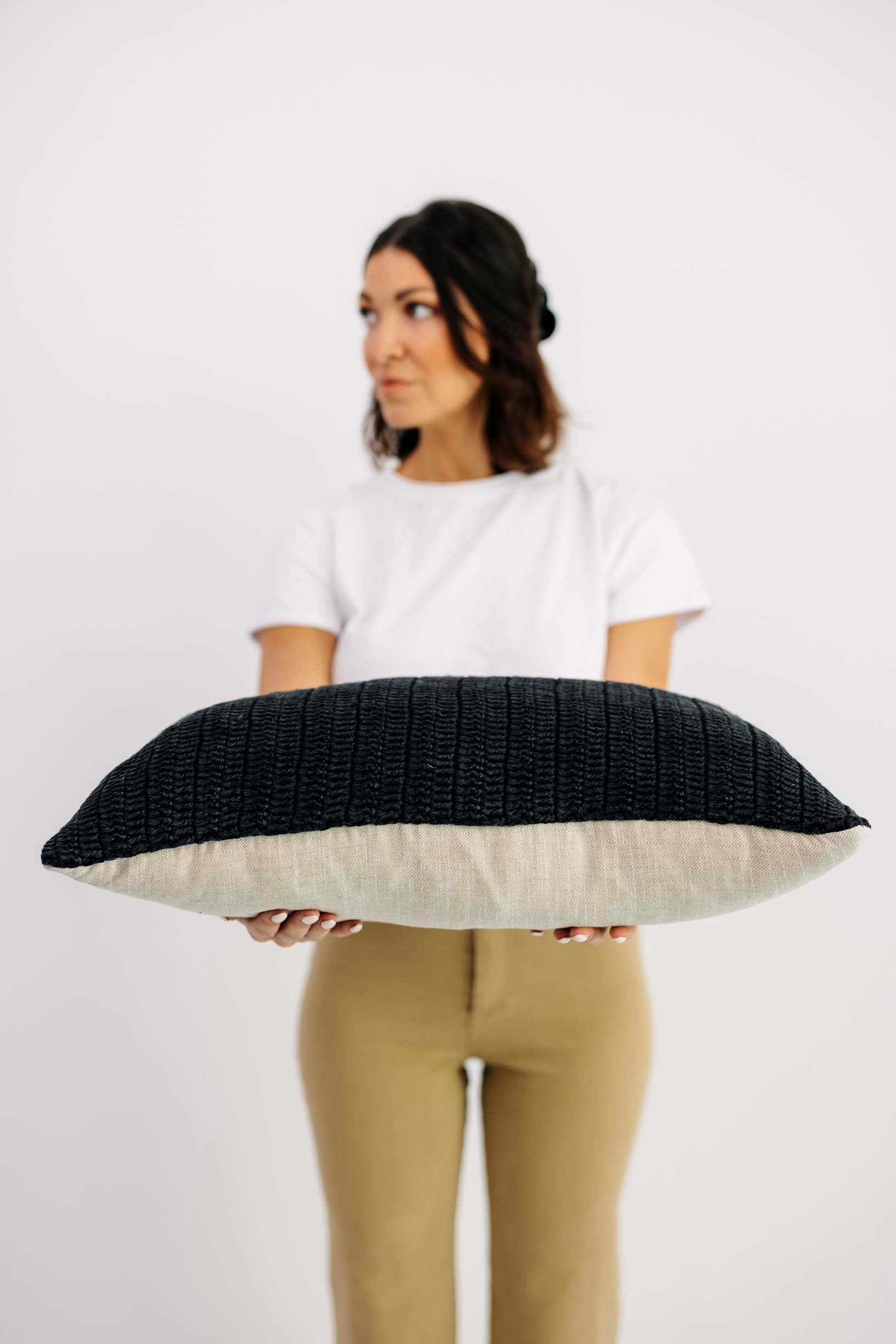 Maverick Lumbar Pillow - Black