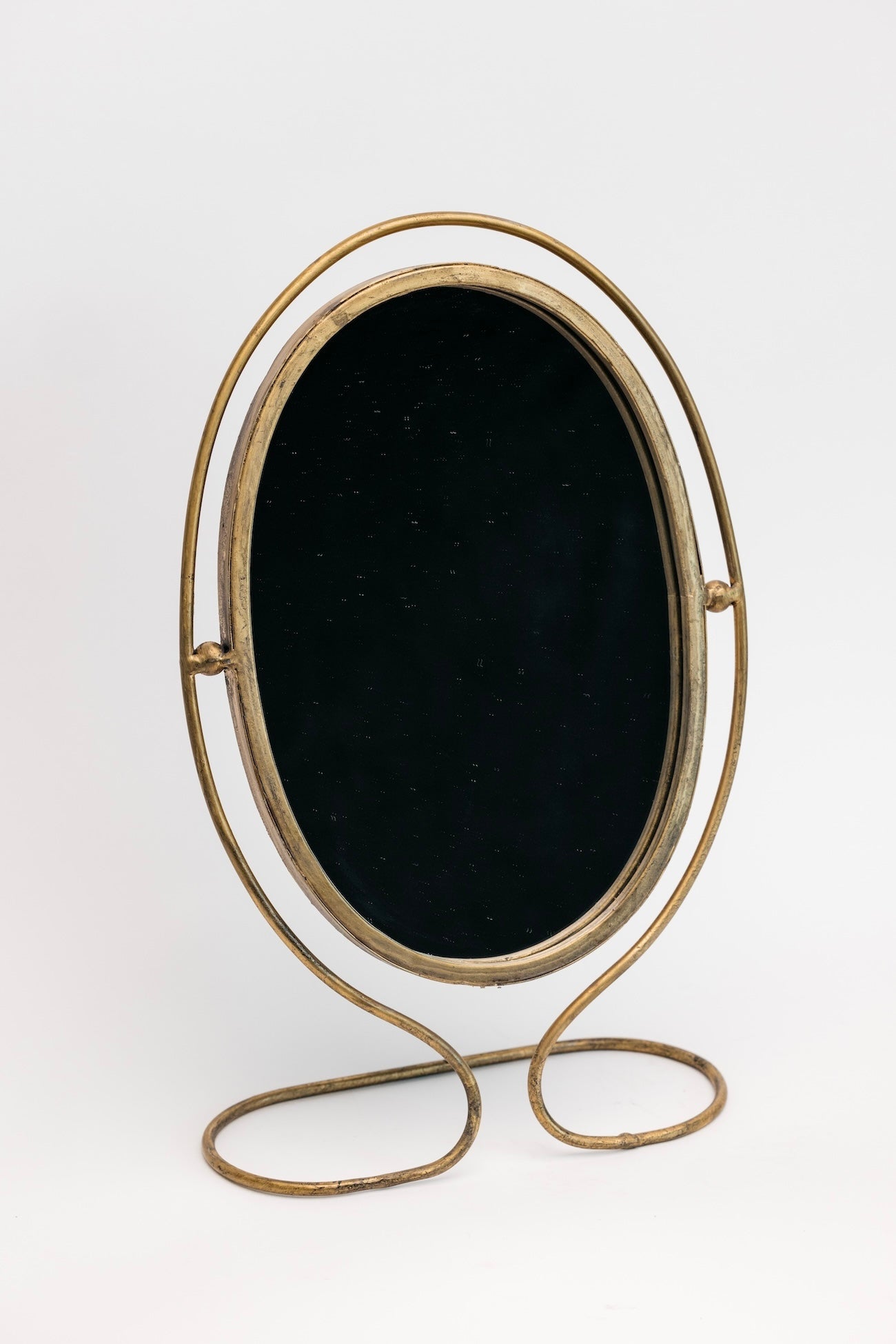 Lorna Standing Oval Mirror