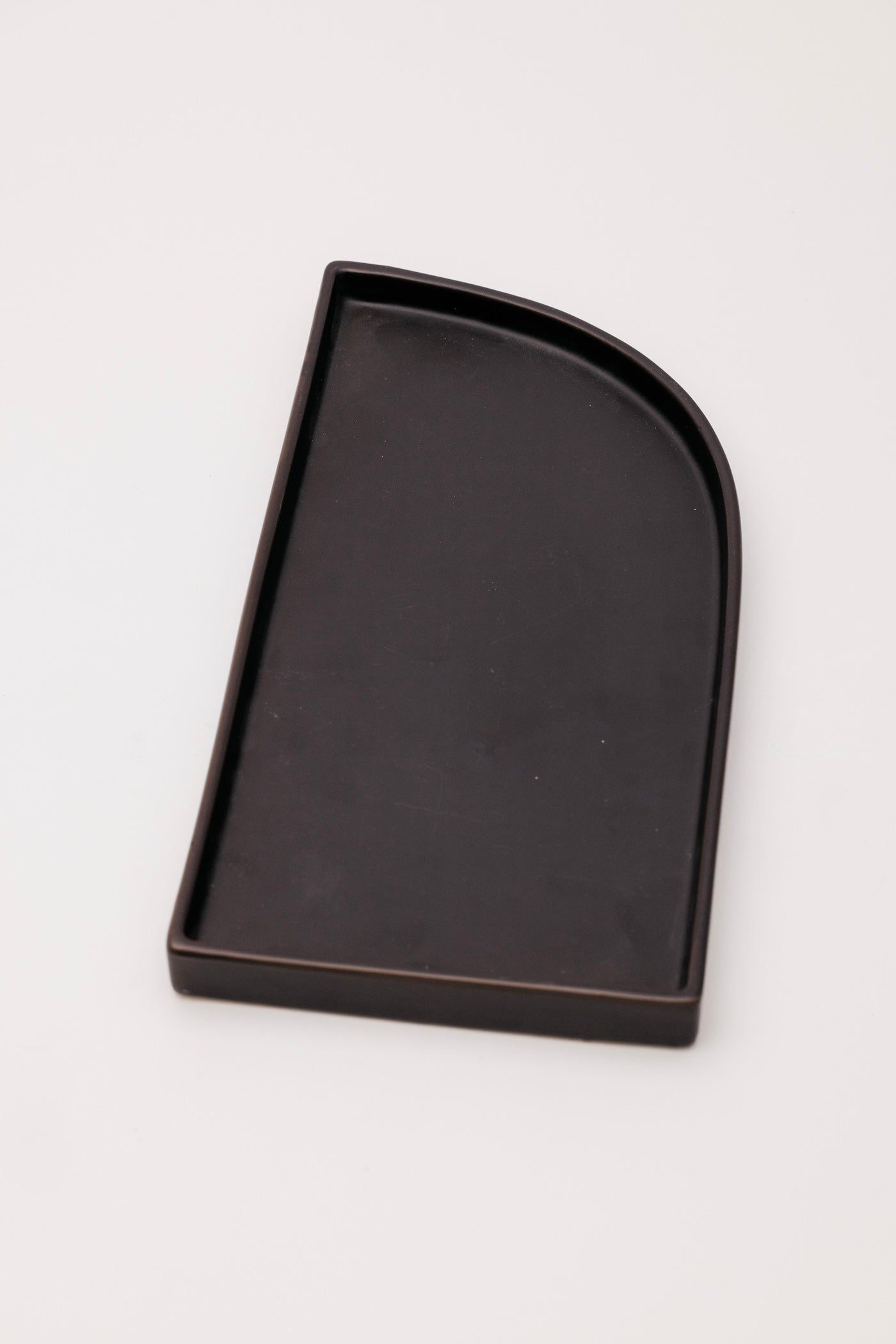 Avani Arch Tray