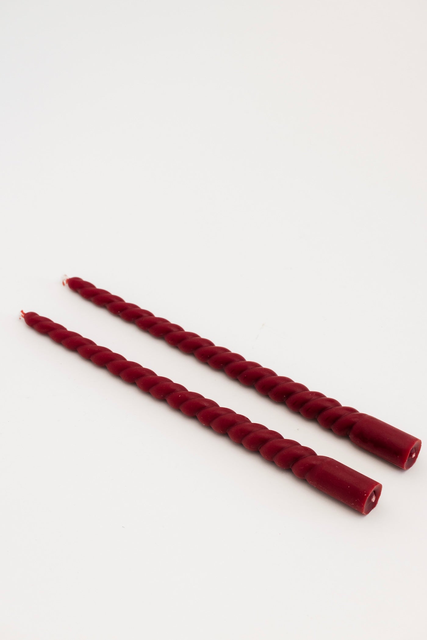 Eren Twisted Taper Set - Crimson