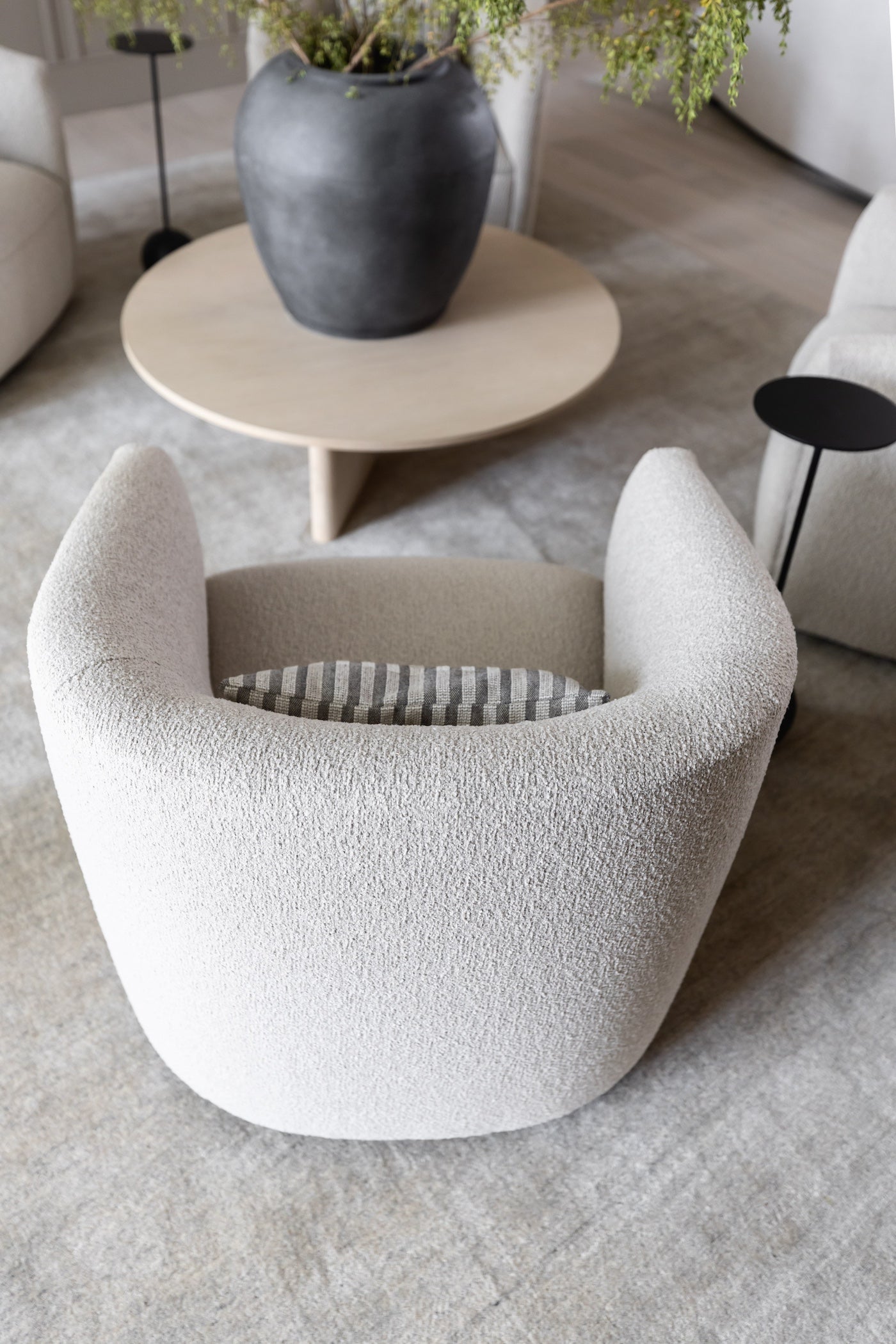 Tierra Swivel Chair - Boucle Mushroom