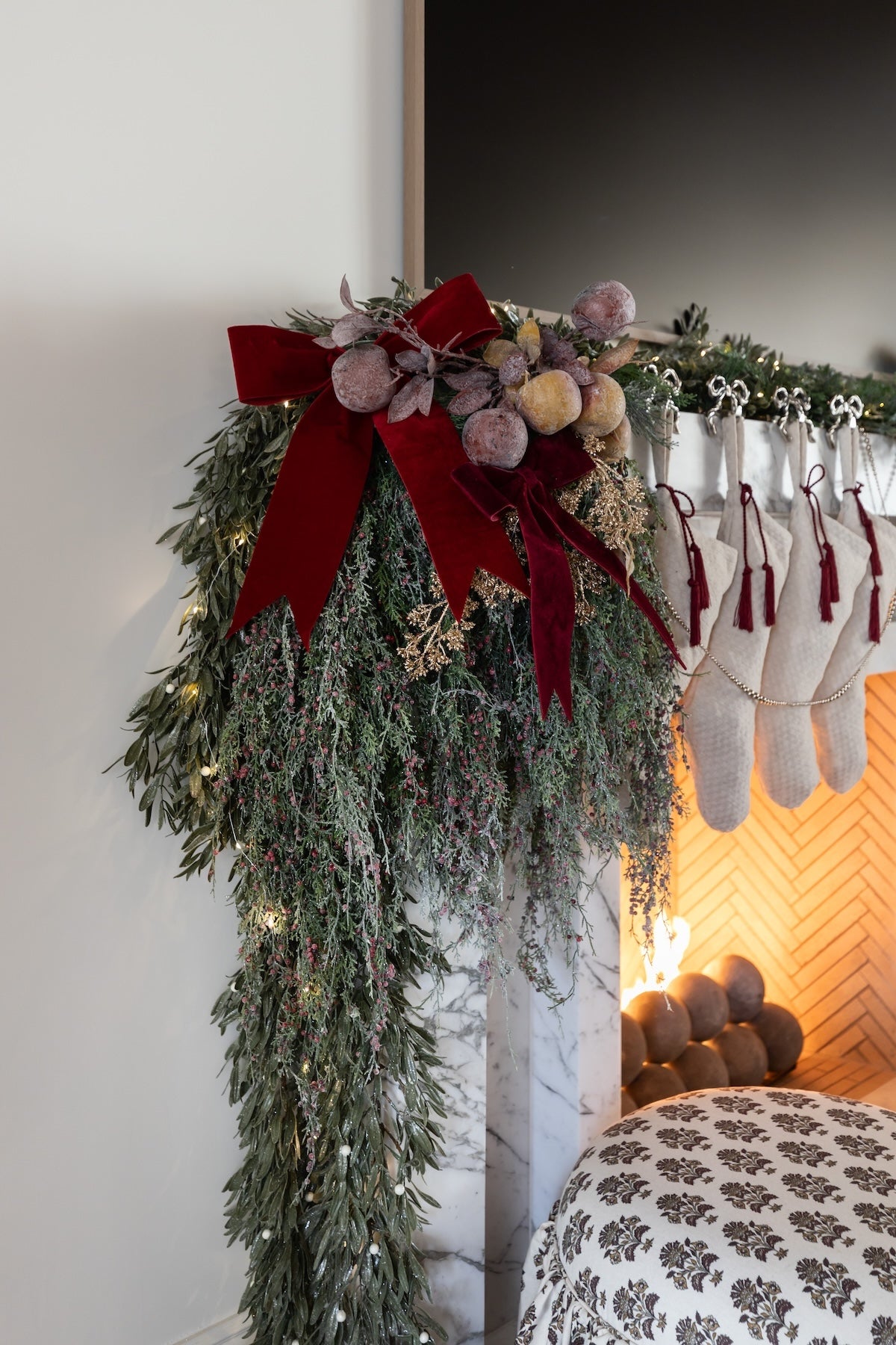 Mistletoe Garland - 6'