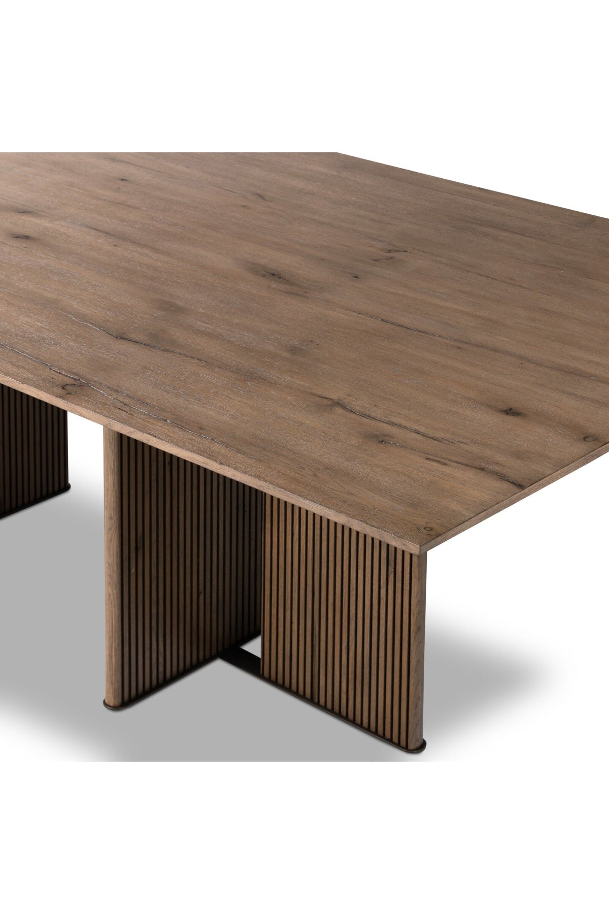 Leo Dining Table