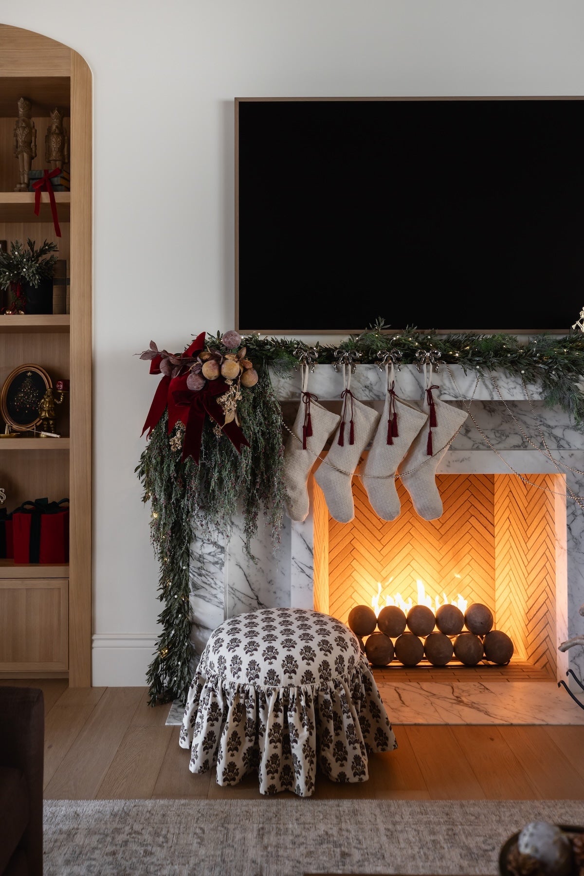 Mistletoe Garland - 6'