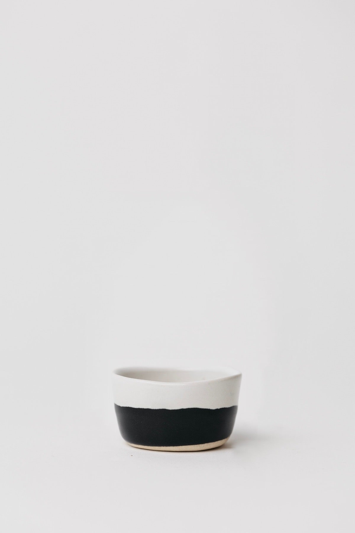 Dawson Pinch Bowl - Matte Black/White - Set of 4