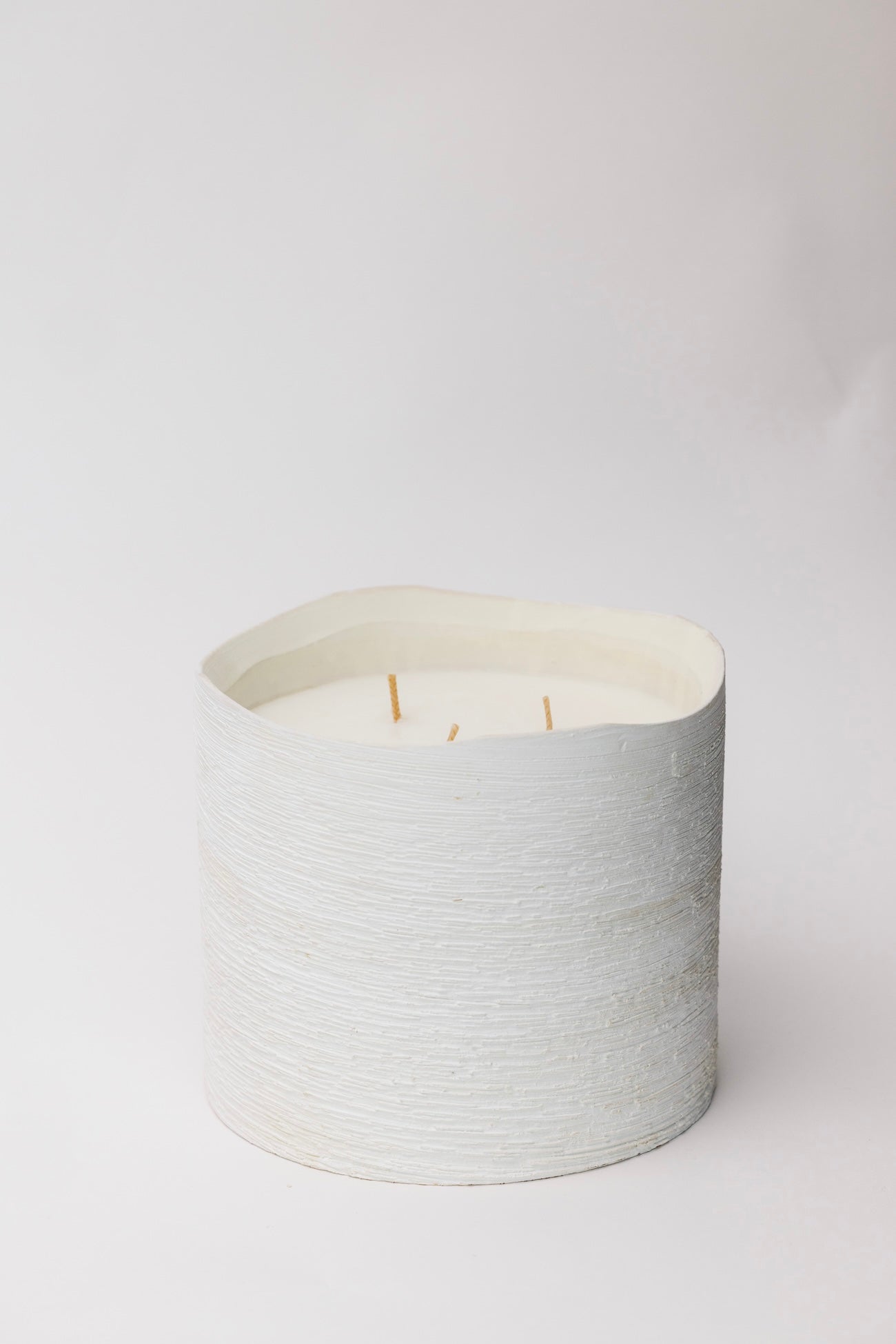 Aluma Ceramic Candle