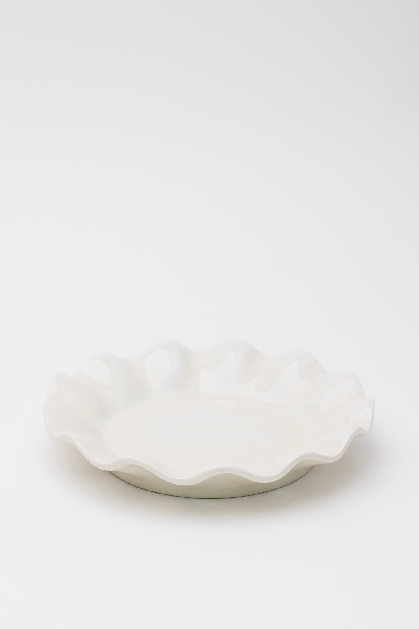 Sonny Wavy Plate Tray - 2 Sizes