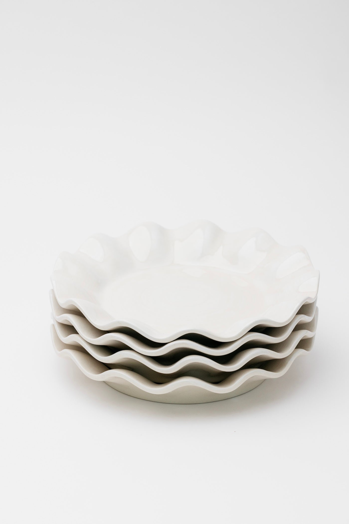 Sonny Wavy Plate Tray - 2 Sizes