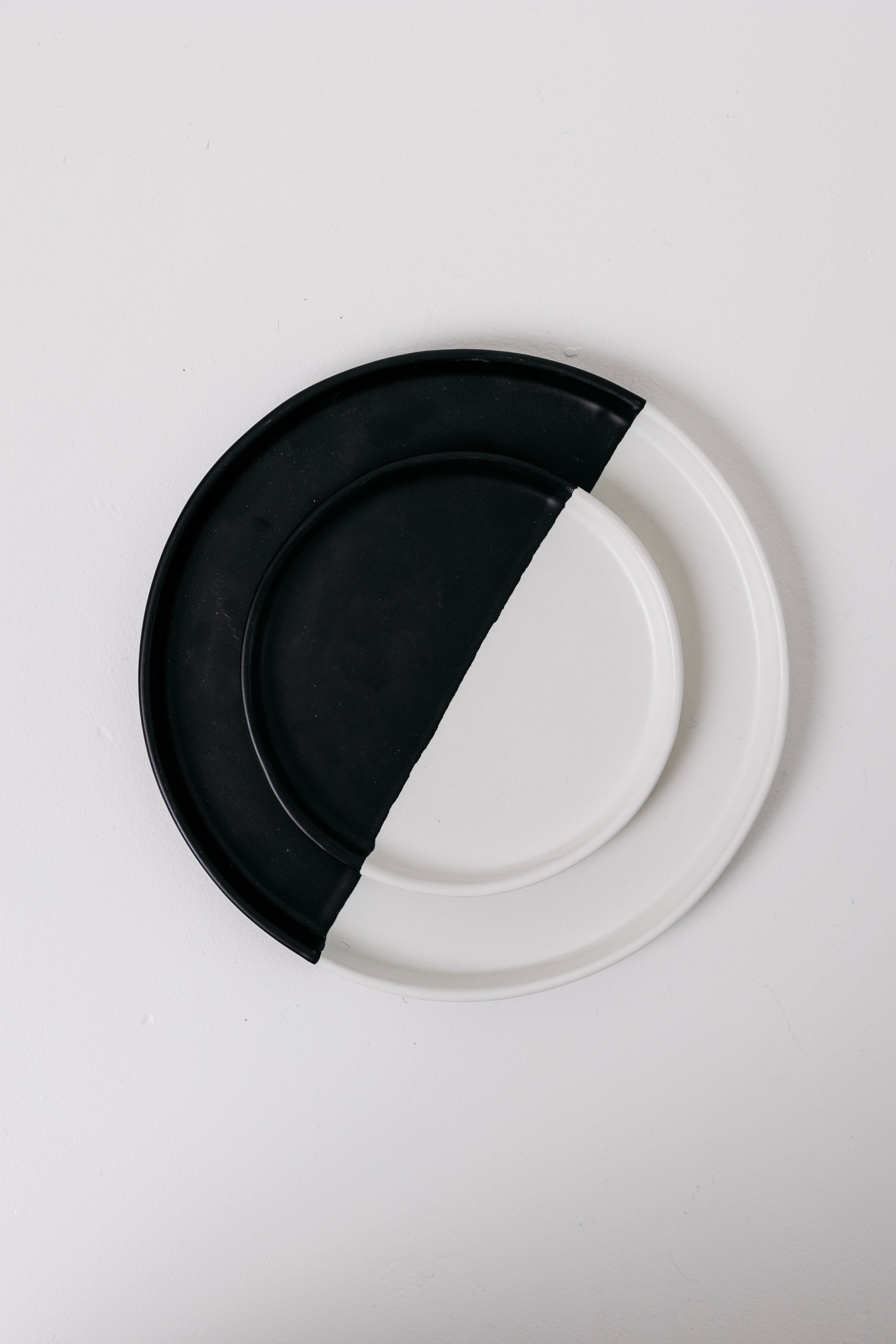 Dawson Appetizer Plate - Matte Black/White - Set of 6