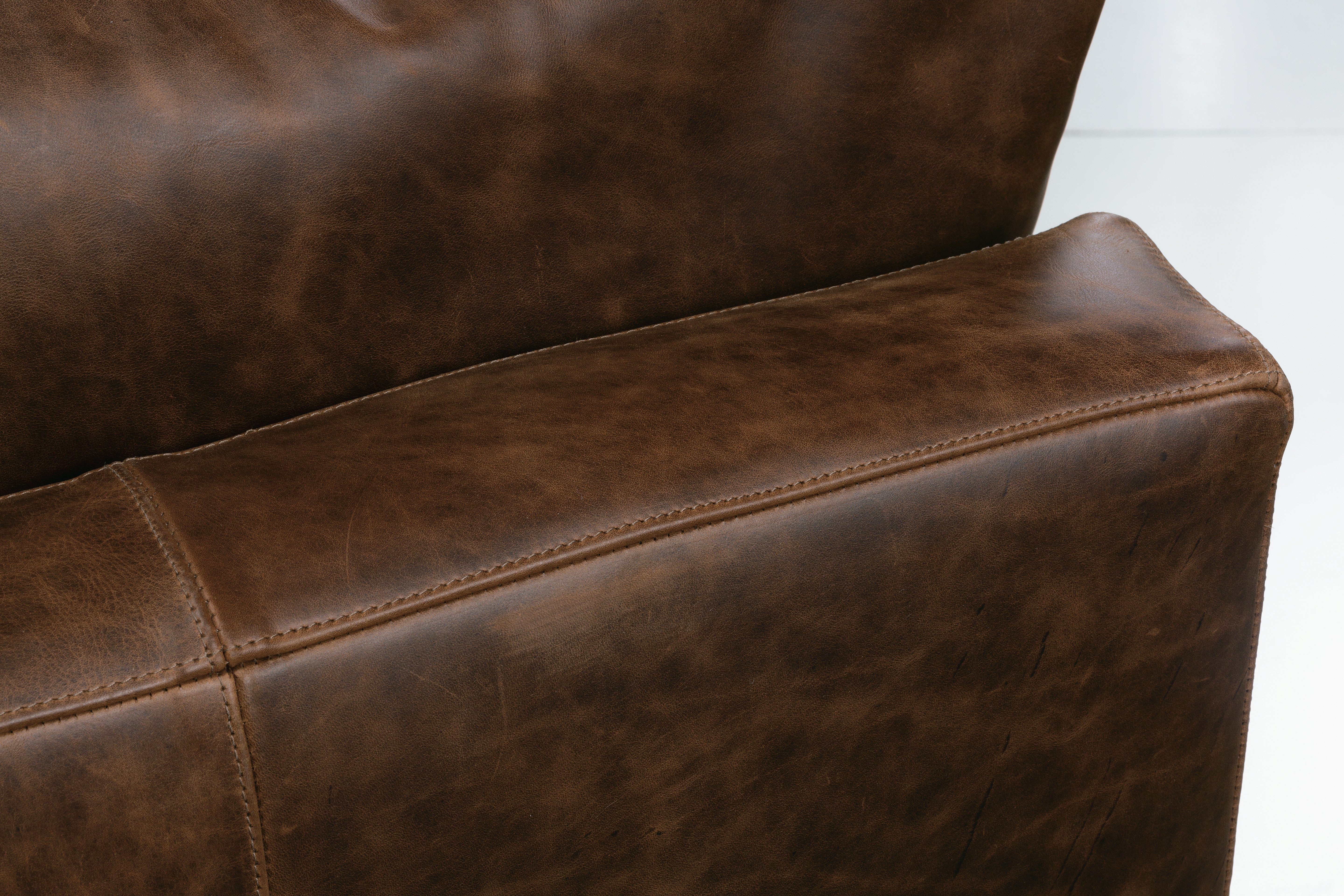 Bespoke Leather Sylvie Express Sofa