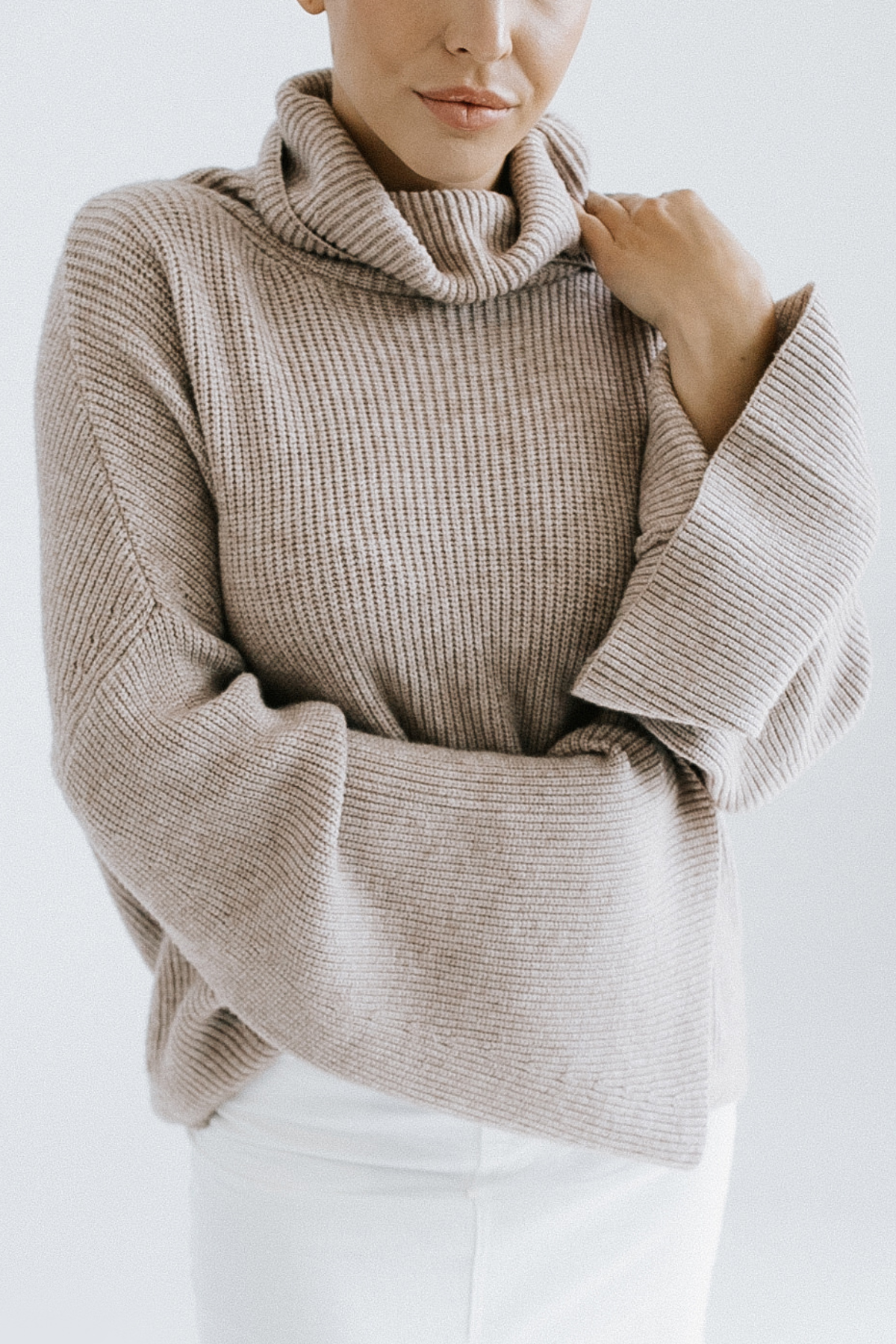Rowan Bell Sleeve Sweater - Mauve