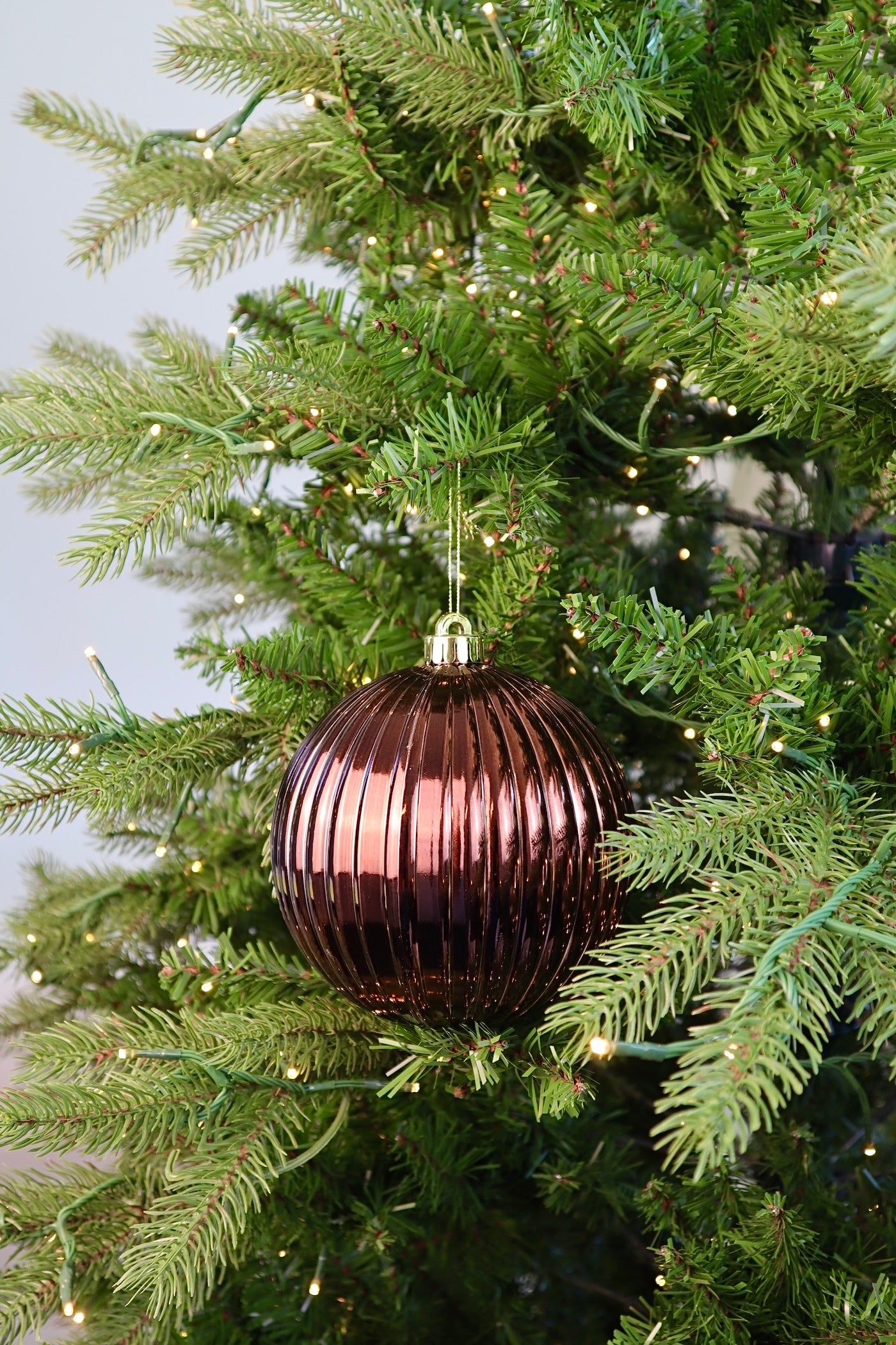 Ribbed Ornament - Brown - 2 Sizes