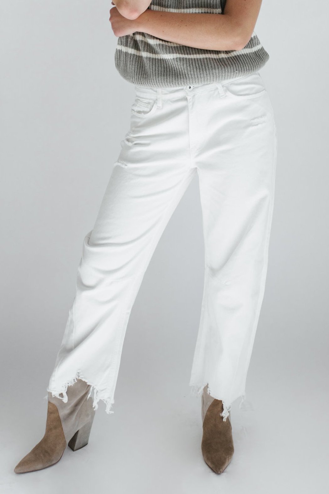 Libby Horseshoe Jean - White