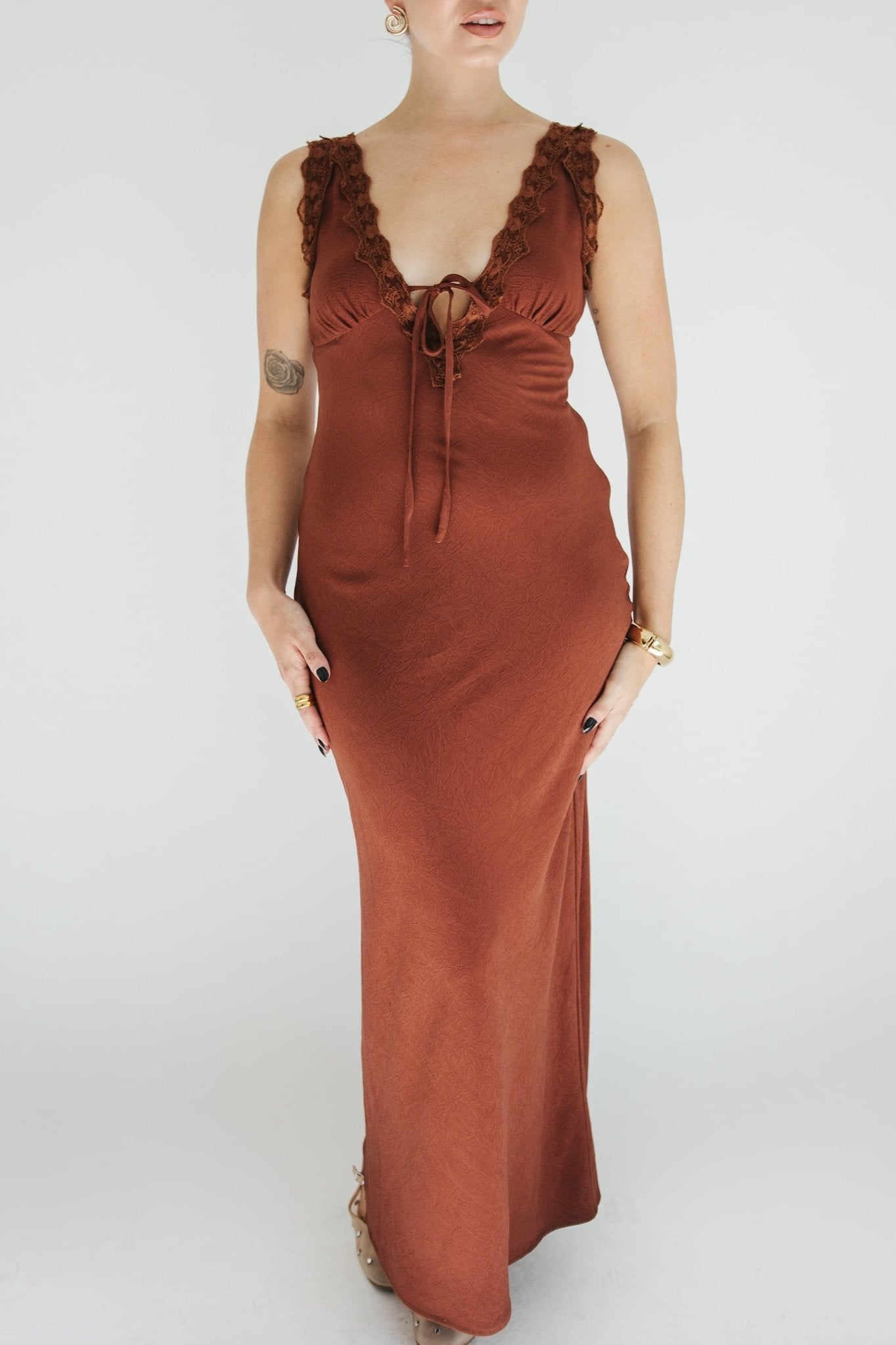 Amber Glow Midi Dress - Rust