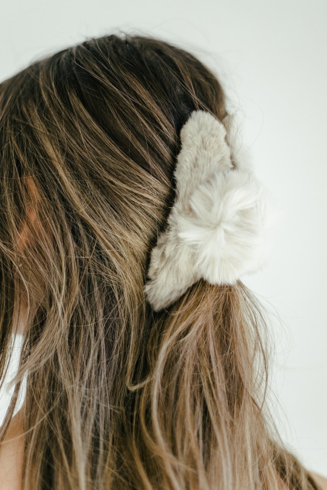 Snow Cap Hair Clip - Beige