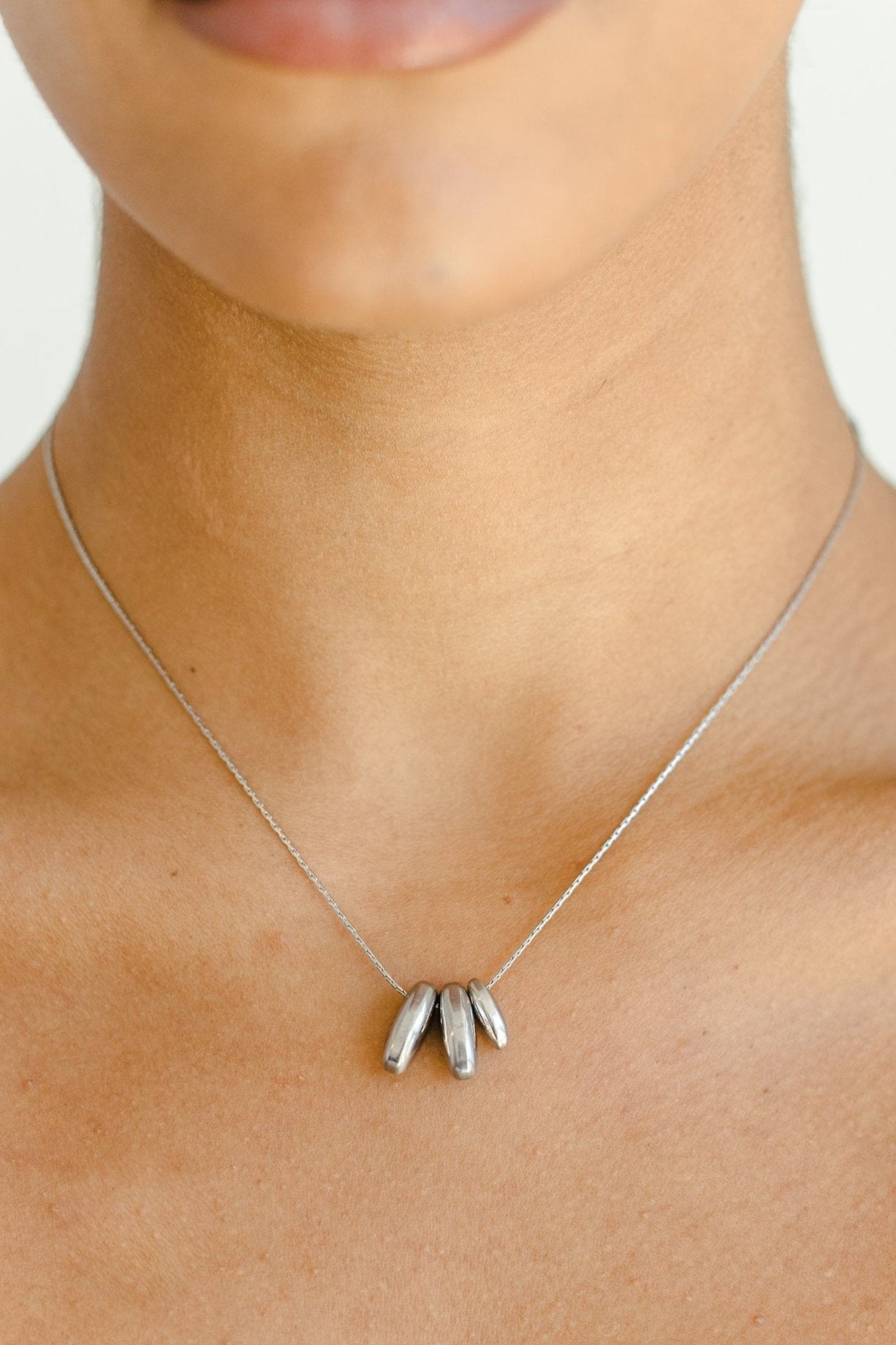 Fall Away Necklace - Silver