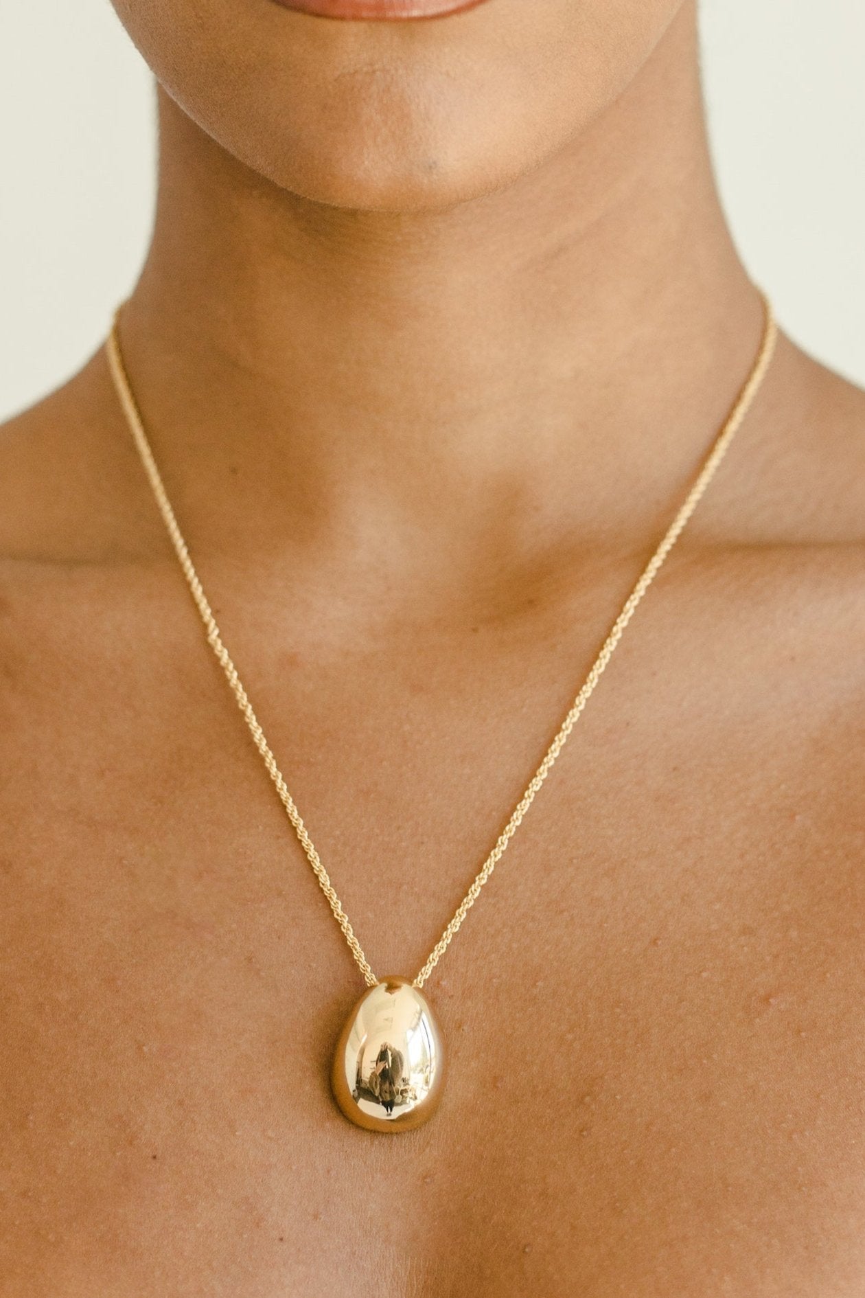 Evalina Pendant Necklace - Gold