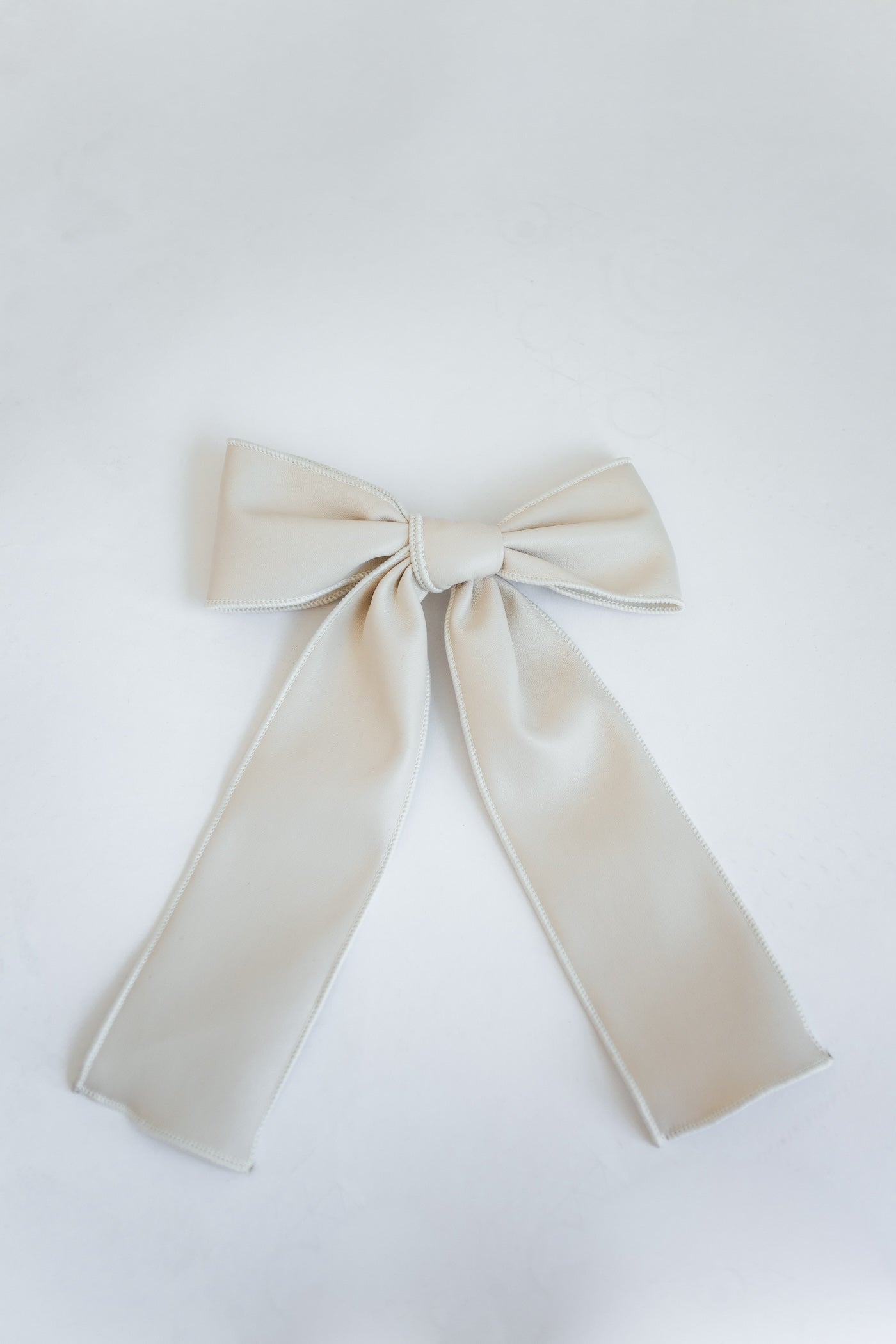 Break Through Hair Bow - Ivory