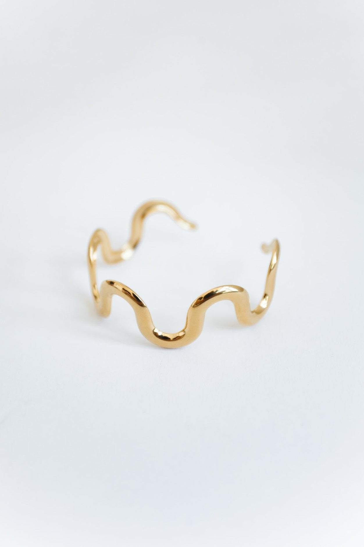 Last Chance Wavy Cuff - Gold