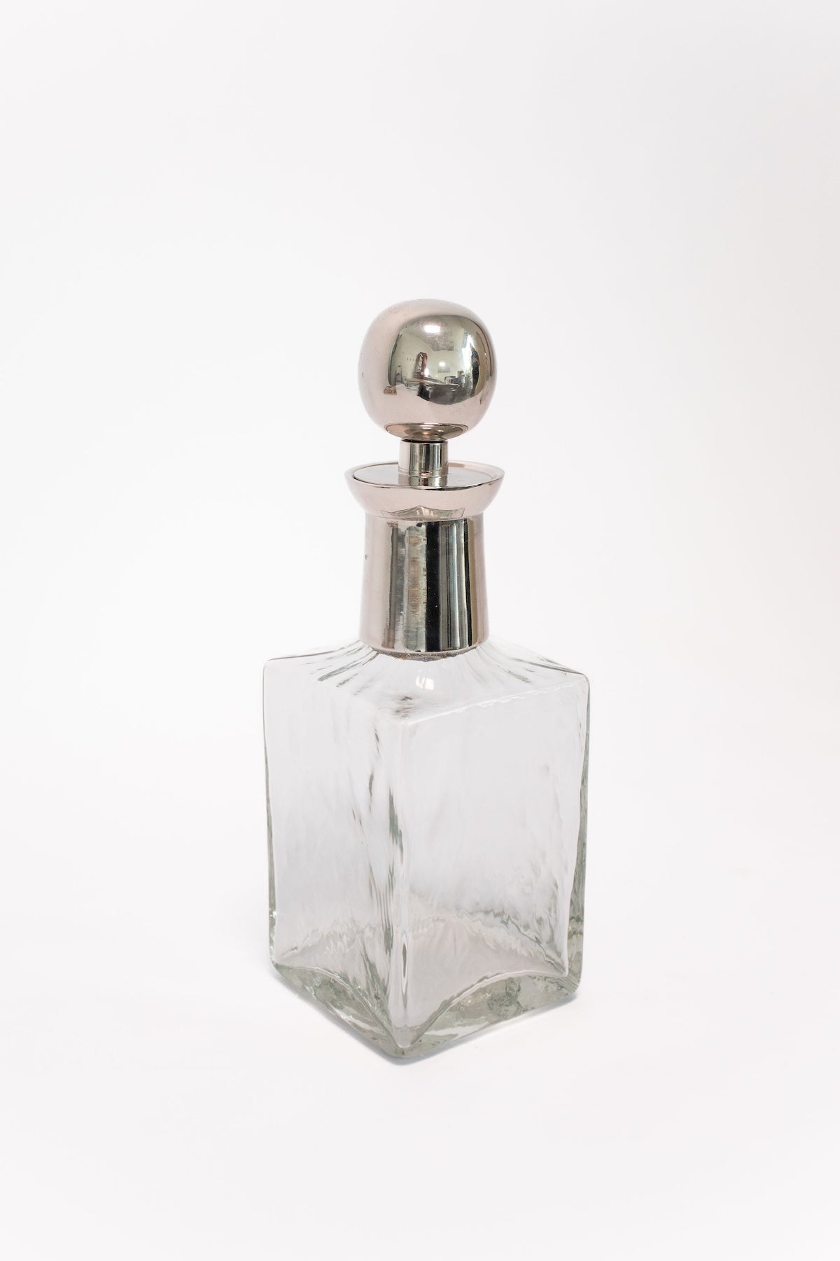 Rippled Glass Decanter with Metal Stopper - 2 Sizes