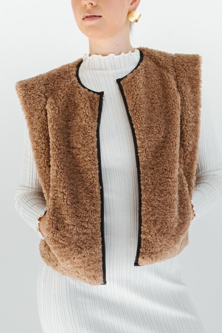 Tucker Sherpa Vest - Brown