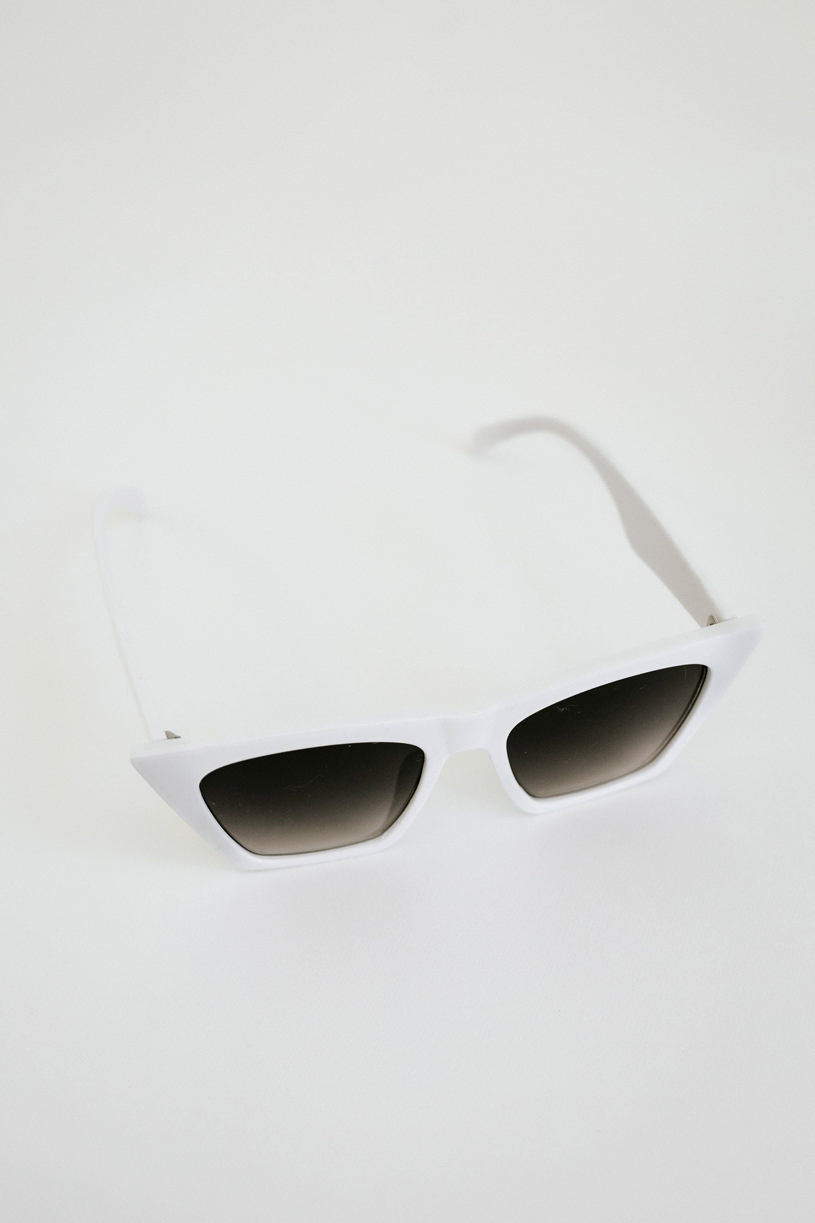 Relle Sunglasses - White