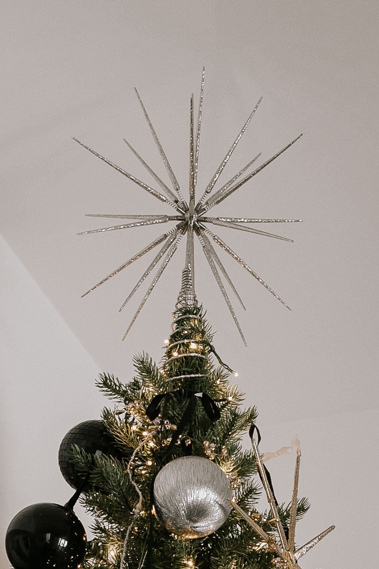 Dazzle Tree Topper - Silver