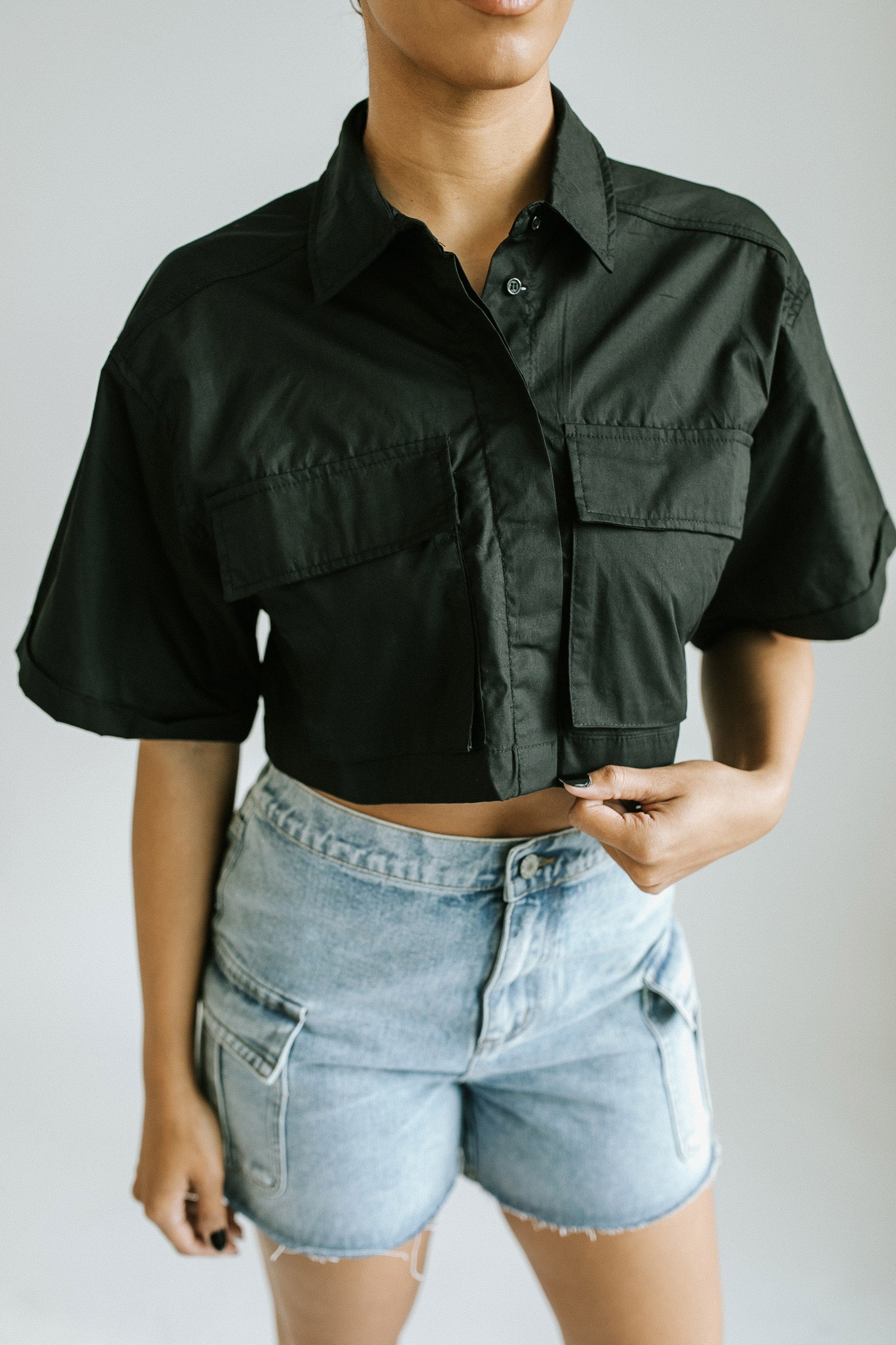 Just Getting Started Cropped Blouse - Black