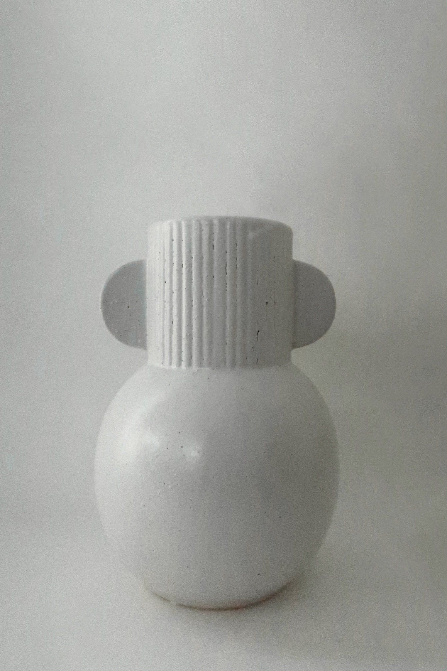 Joah Ceramic Vase