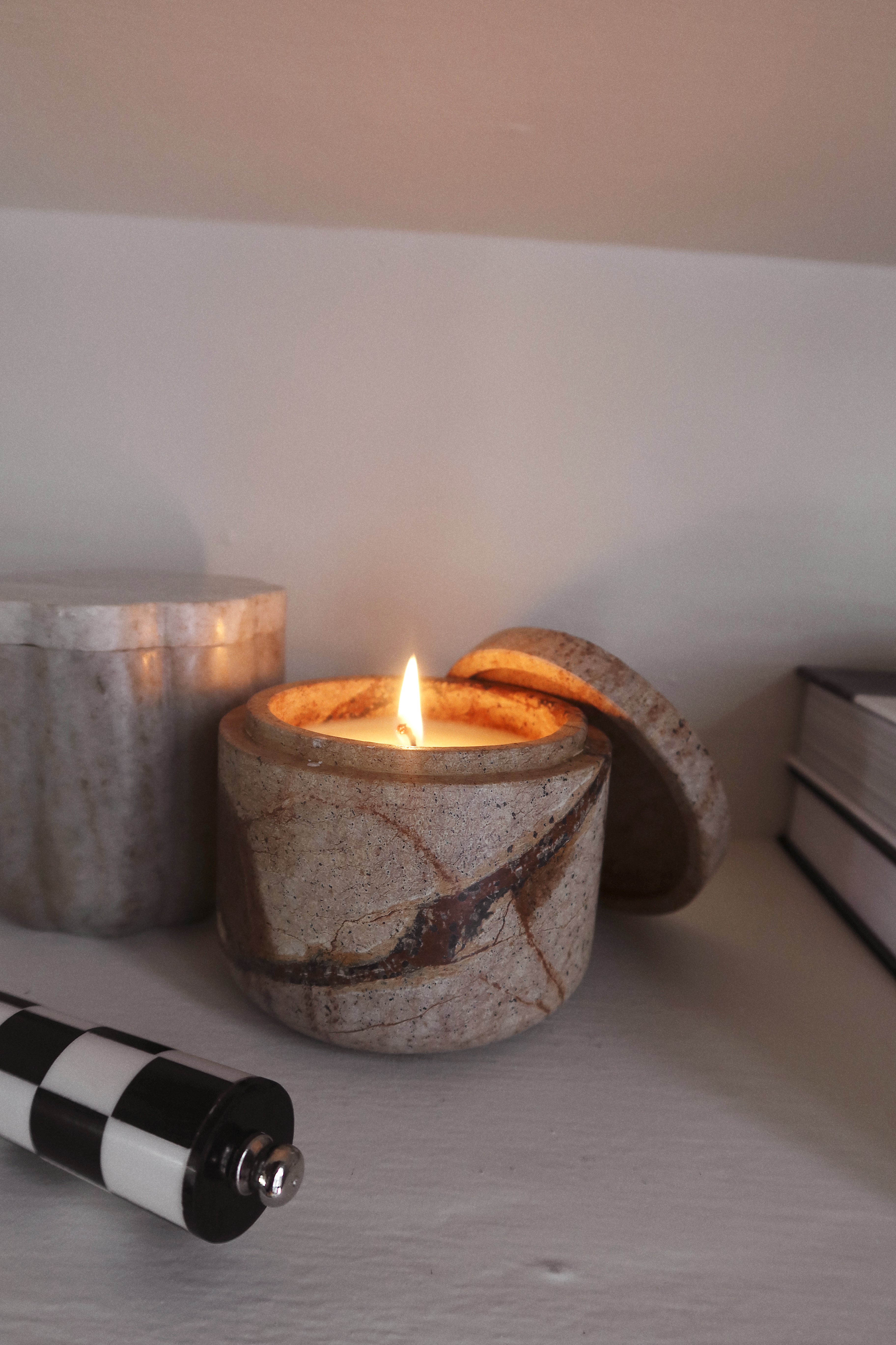 Folklore Marble Candle - Amber & Coconut