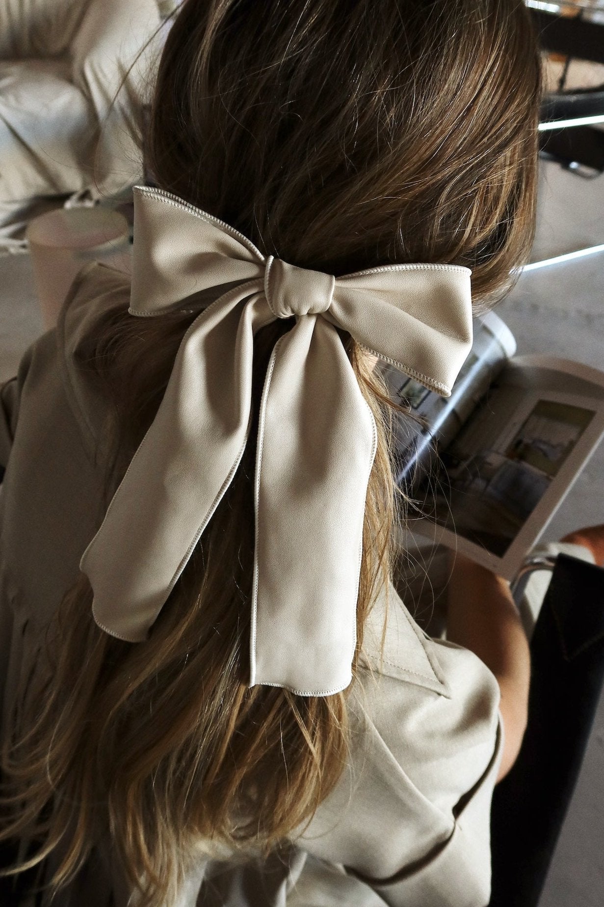 Break Through Hair Bow - Ivory