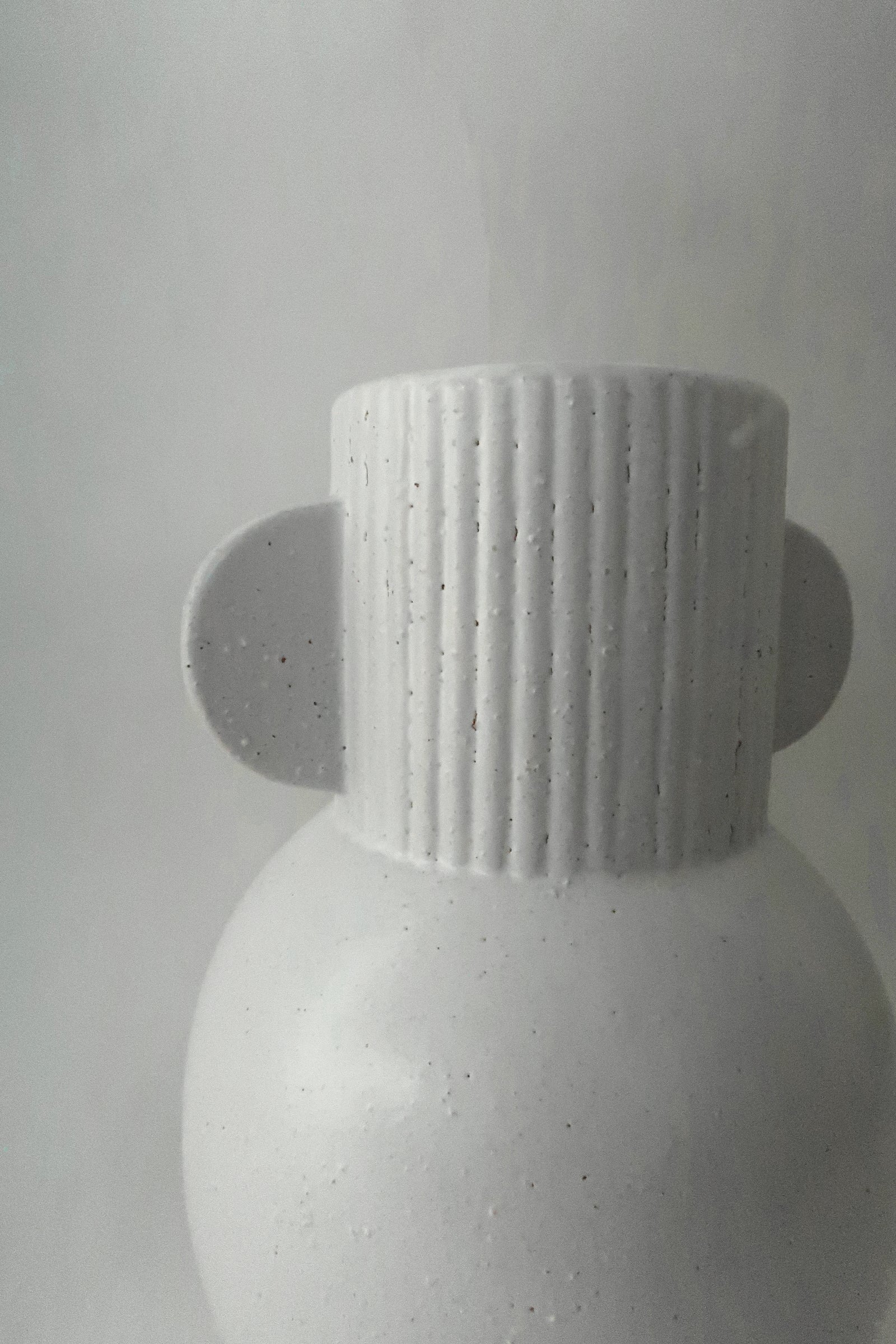 Joah Ceramic Vase