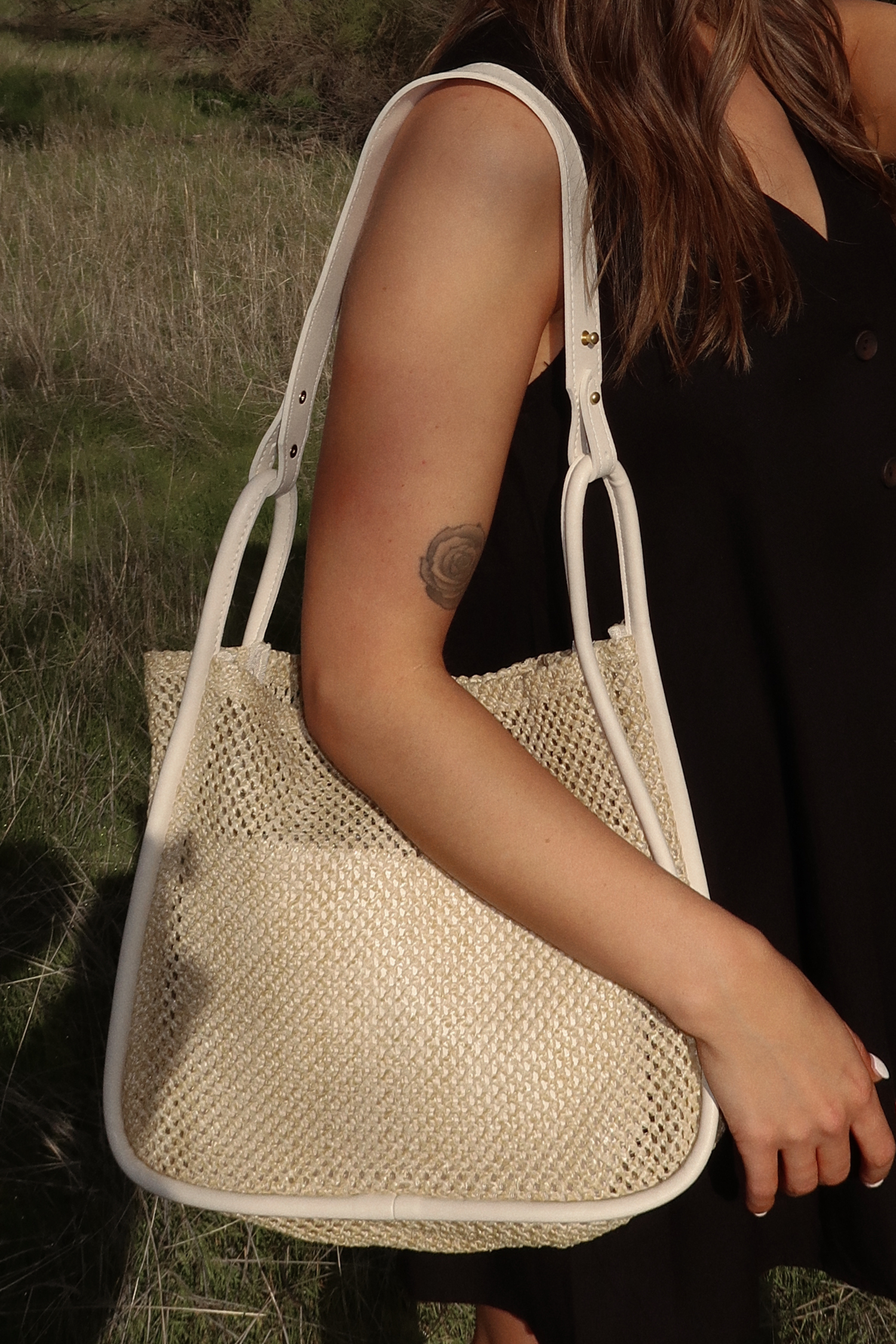 Sunflower Woven Handbag - Beige