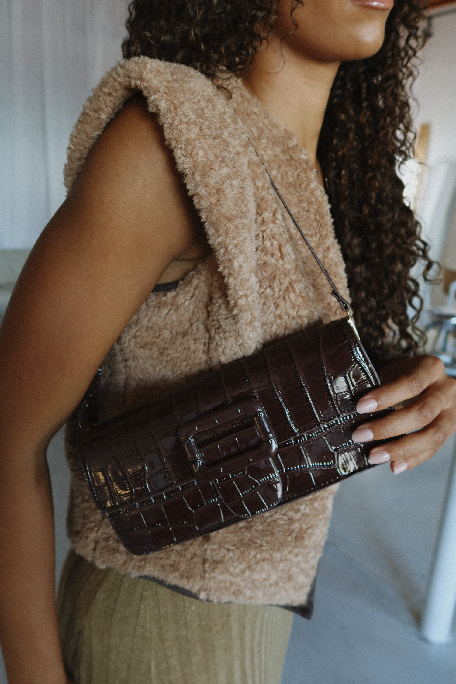 Whitney Shoulder Bag - Mocha