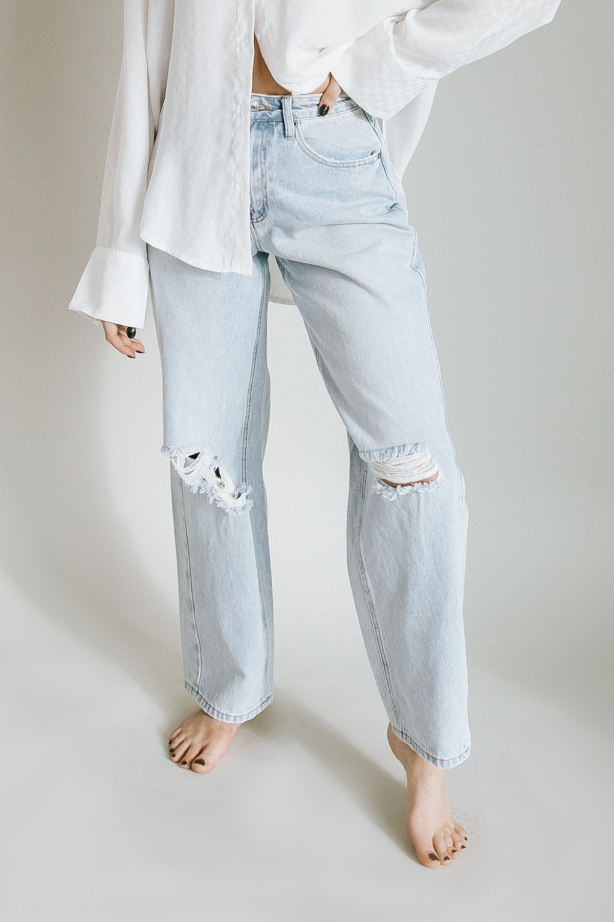 Jean West - Shop Relaxed Denim THELIFESTYLEDCO - Coast
