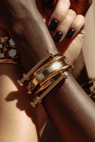 Latch Bracelet - Gold