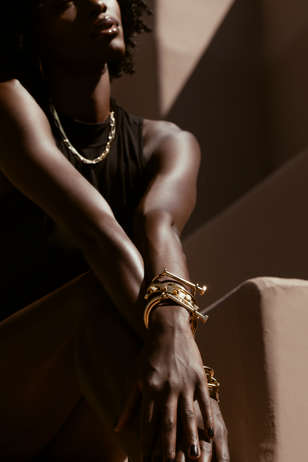 Latch Bracelet - Gold