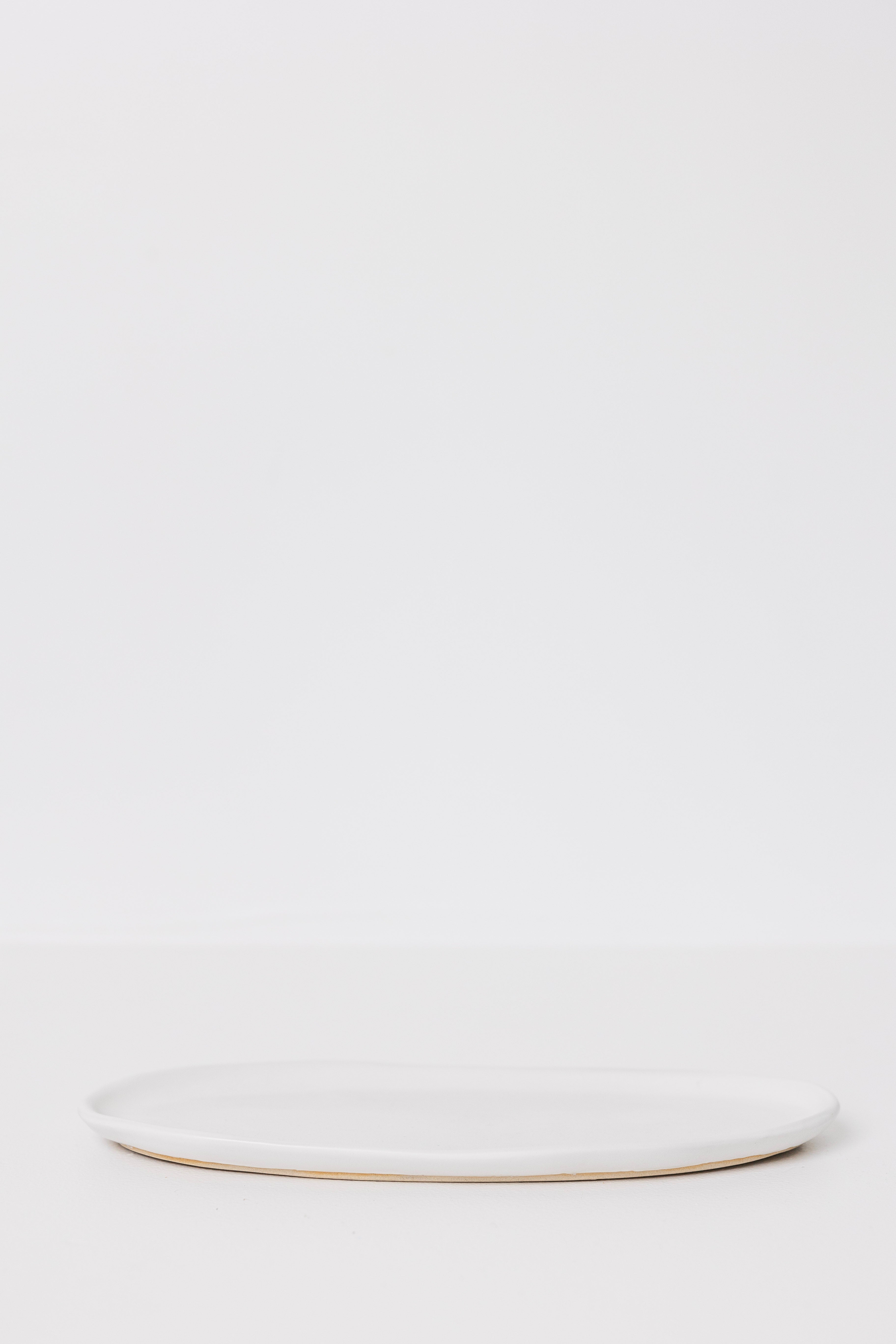 Ines Small Oval Lipped Serving Plate - Matte White - 12 inch