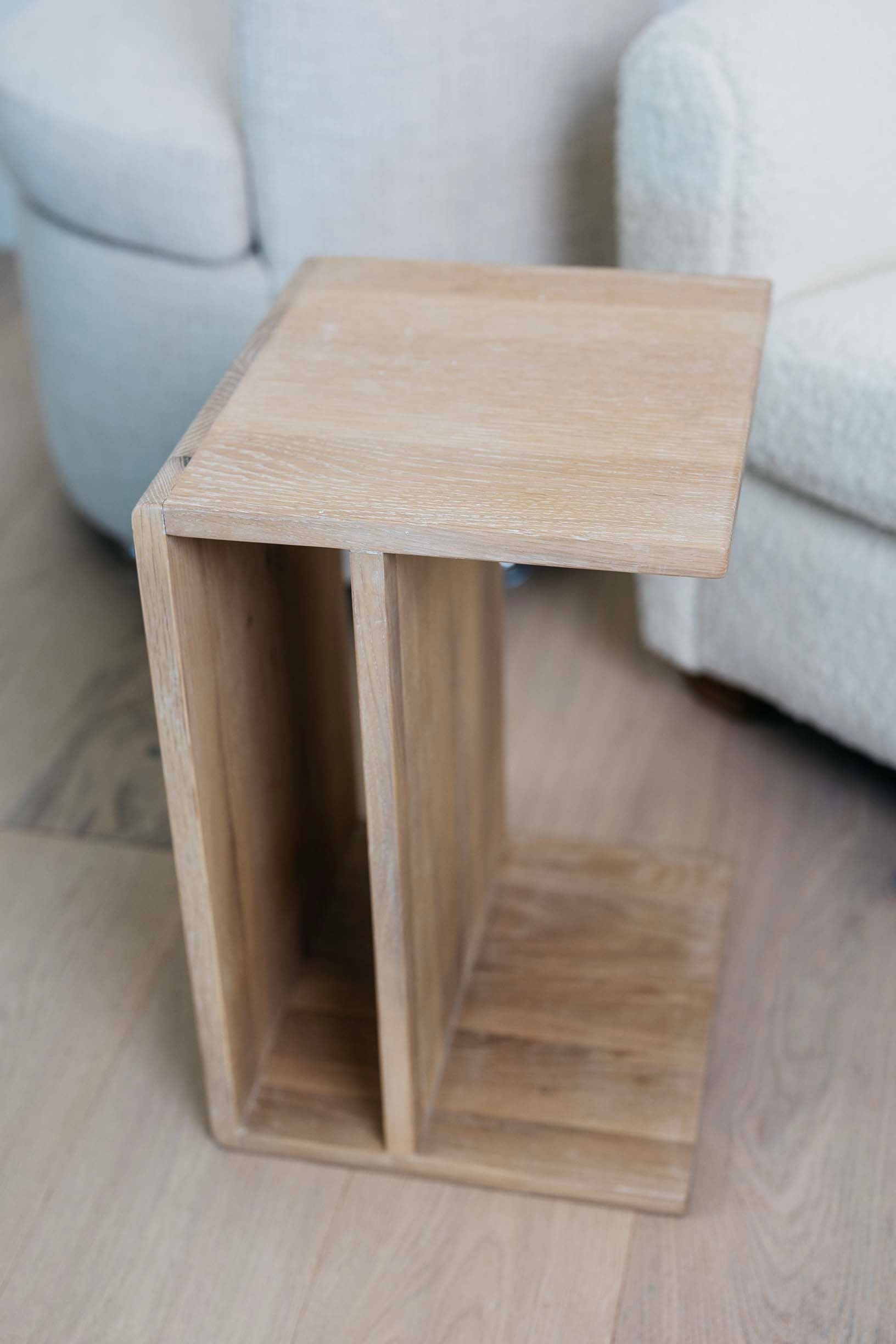 Akina Accent Table