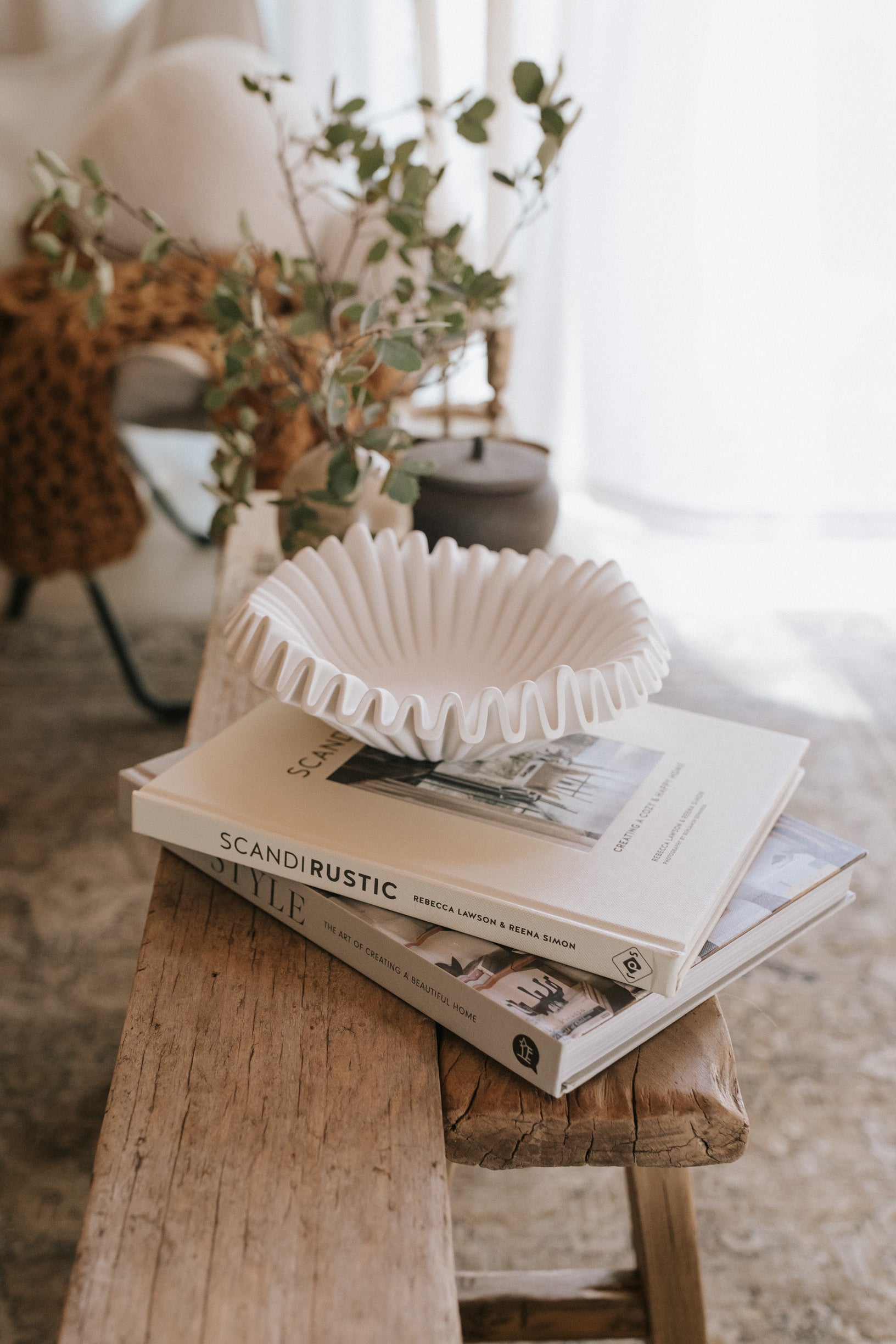 Lydia Ruffle Bowl - White