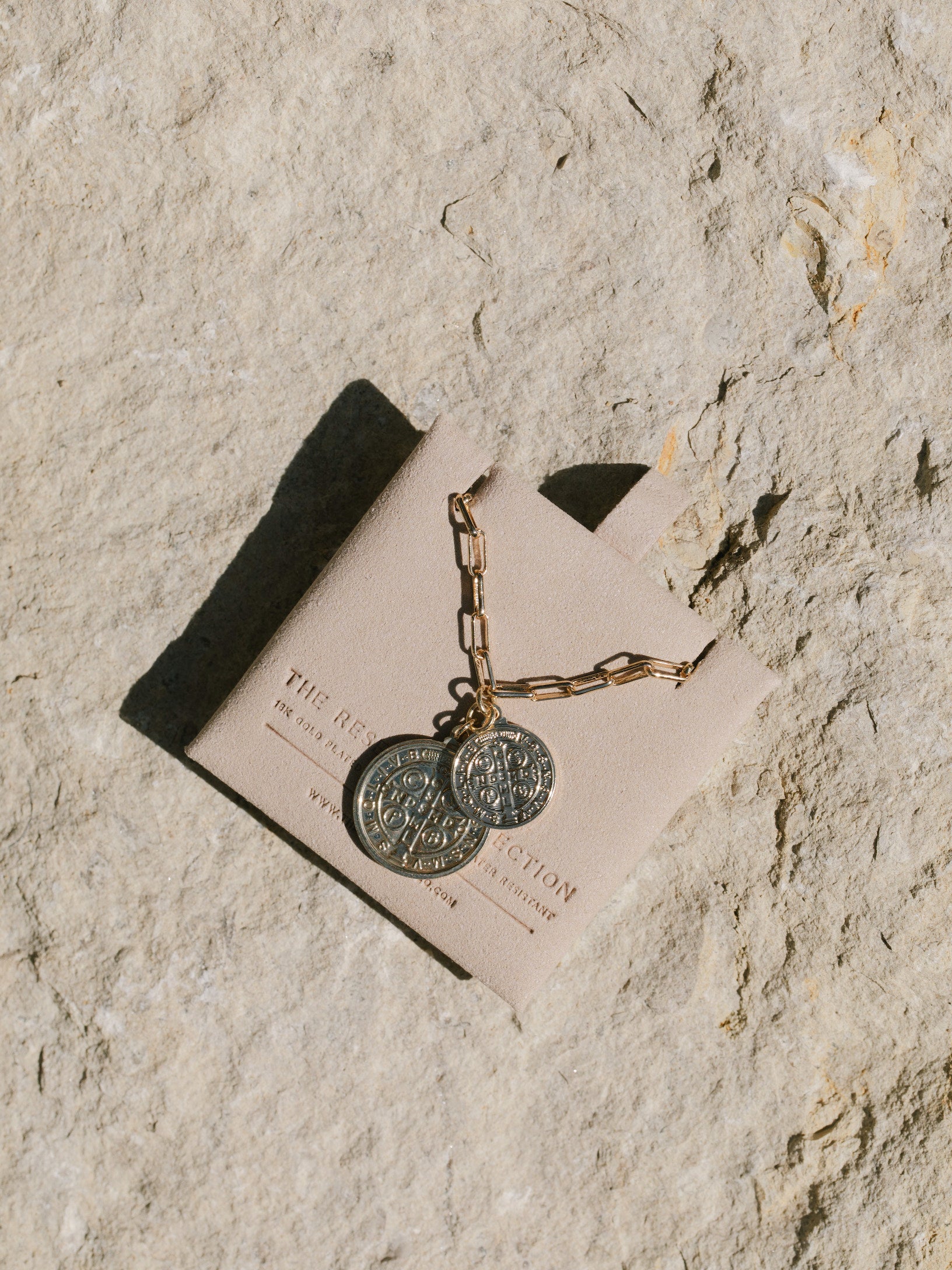 August Coin Necklace - Gold